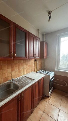 Eladó panellakás, Nyíregyházán 32 M Ft, 1+1 szobás