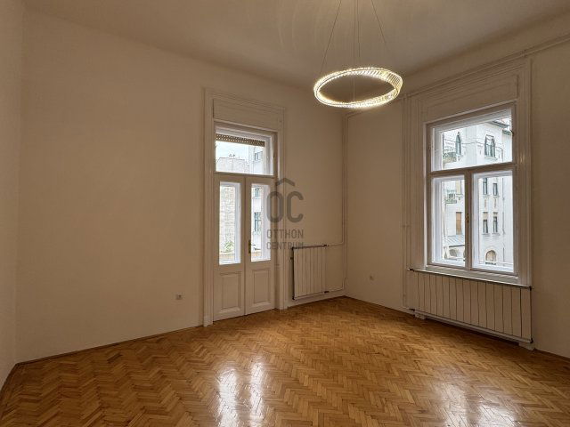 Kiadó téglalakás, albérlet, Budapesten, VI. kerületben