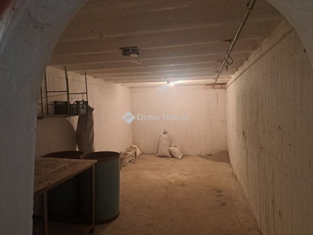 Eladó családi ház, Sülysápon 74.5 M Ft, 3 szobás