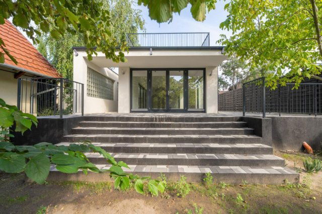 Eladó családi ház, Budapesten, III. kerületben 275 M Ft