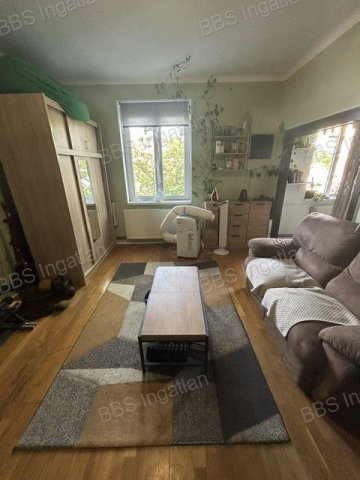 Eladó téglalakás, Veszprémben 51.95 M Ft, 3 szobás