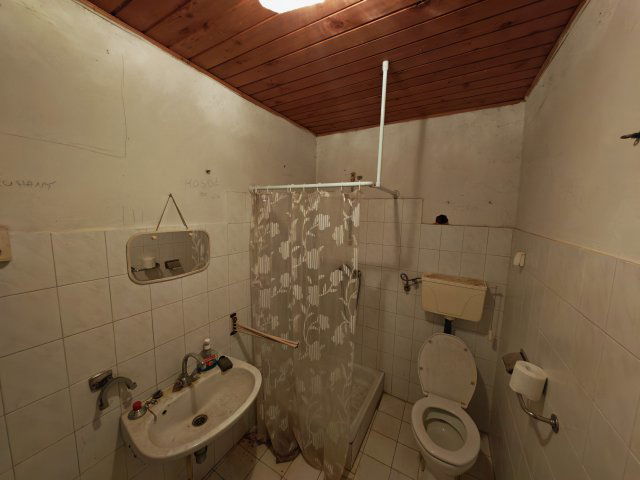 Eladó családi ház, Igalon 10.9 M Ft, 2 szobás