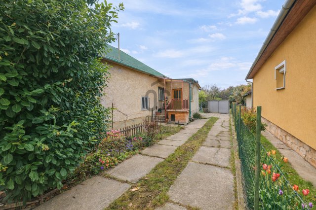 Eladó családi ház, Törökbálinton 124.99 M Ft, 3 szobás