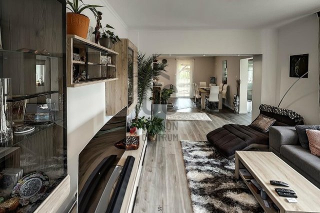 Eladó családi ház, Kerepesen 104 M Ft, 5 szobás