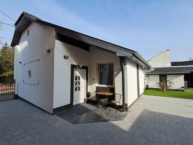 Eladó családi ház, Budapesten, XV. kerületben 150 M Ft, 4 szobás