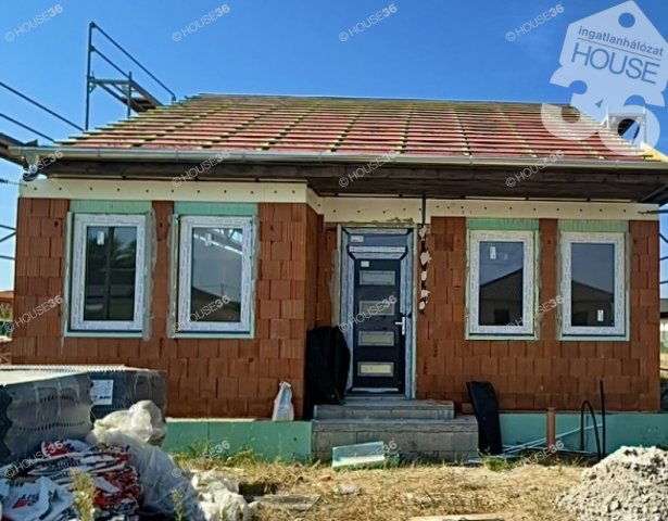 Eladó családi ház, Kecskeméten 72 M Ft, 4 szobás