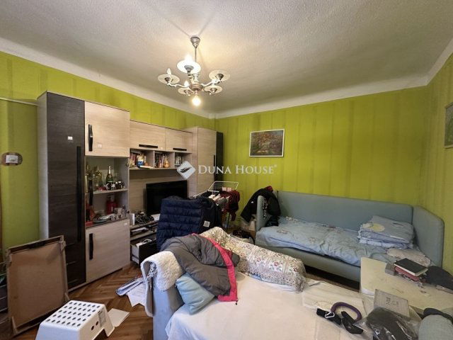 Eladó családi ház, Budapesten, X. kerületben 79.9 M Ft, 3 szobás