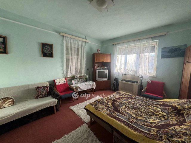 Eladó családi ház, Hosszúpályin 14.999 M Ft, 2 szobás