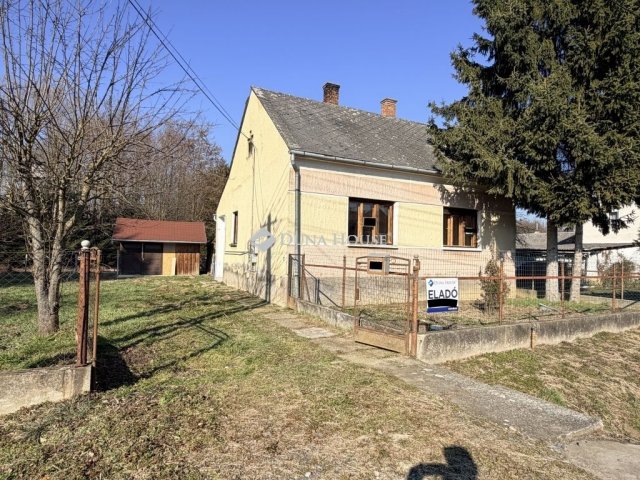 Eladó családi ház, Szentgotthárdon 39.8 M Ft, 3 szobás