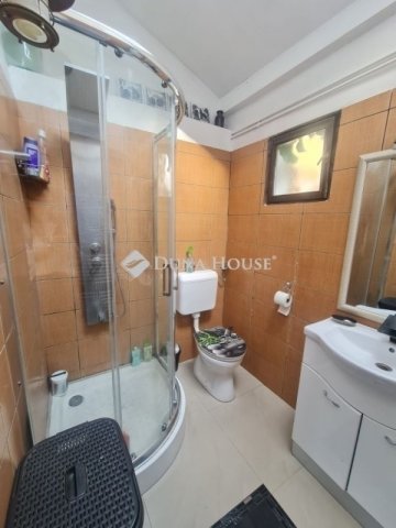 Eladó családi ház, Budapesten, XV. kerületben 219.9 M Ft