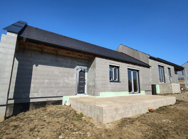 Eladó családi ház, Kosdon, Bocskai utcában 91.9 M Ft, 5 szobás