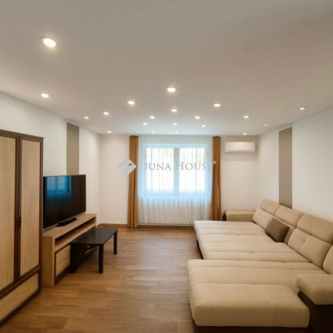 Eladó családi ház, Lajosmizsén 80 M Ft, 3 szobás