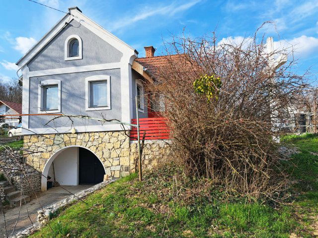 Eladó családi ház, Zalacsányon 88.99 M Ft, 2 szobás