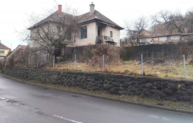 Eladó családi ház, Somoskőújfalun 8.5 M Ft, 2+1 szobás