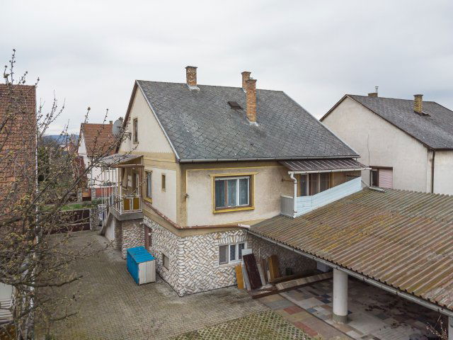Eladó családi ház, Miskolcon 47.5 M Ft, 4 szobás