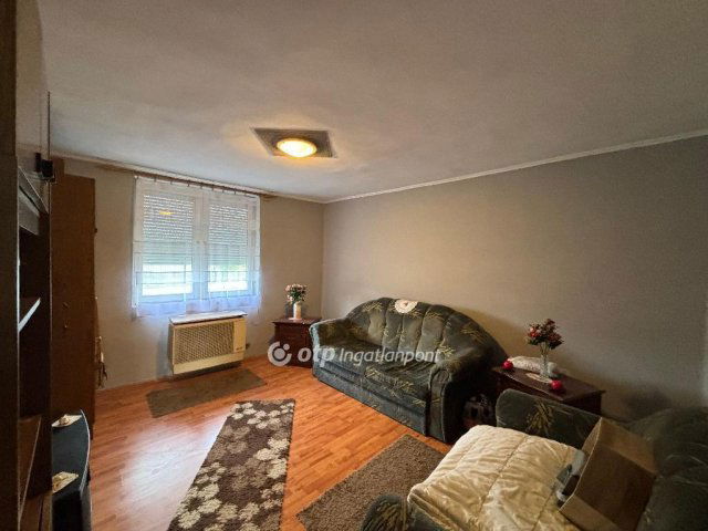 Eladó családi ház, Dögén 15.9 M Ft, 2+1 szobás