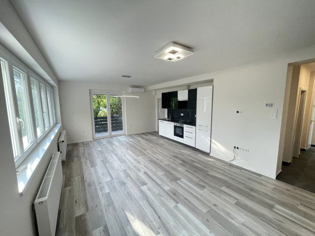 Eladó családi ház, Budapesten, XI. kerületben, Kápolna közben