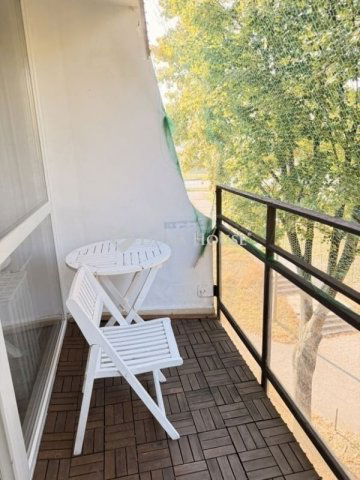 Eladó panellakás, Pécsett 35.5 M Ft, 1 szobás