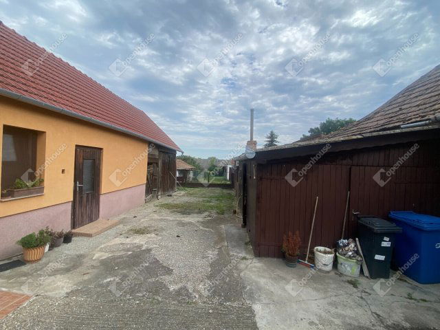 Eladó családi ház, Acsalagon 42.9 M Ft, 3 szobás