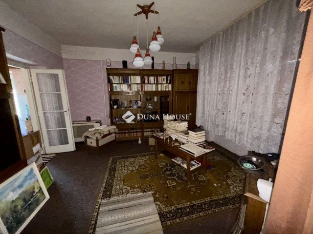 Eladó családi ház, Jászapátiban, Damjanich úton 18 M Ft