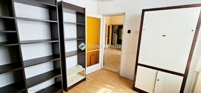 Eladó családi ház, Szombathelyen 68.5 M Ft, 7 szobás