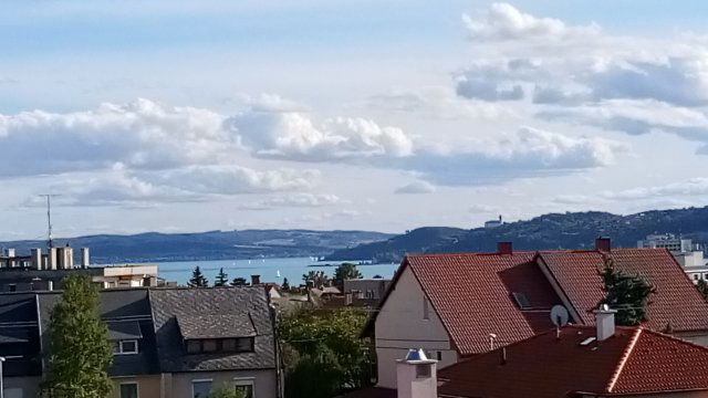 Eladó téglalakás, Balatonfüreden 89.9 M Ft, 2+2 szobás