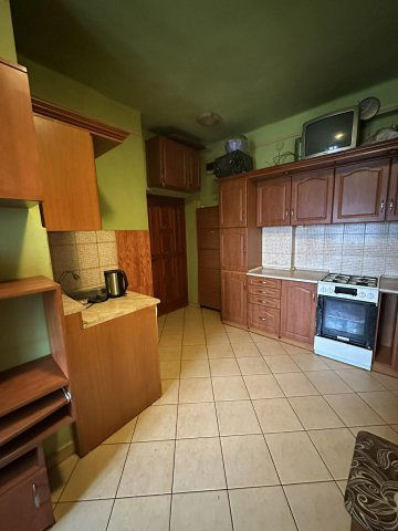 Eladó téglalakás, Komlón, Vörösmarty Mihály utcában 12.9 M Ft