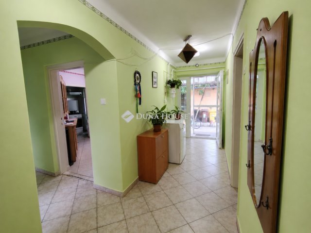 Eladó családi ház, Szegeden, Pálma utcában 54 M Ft, 3 szobás