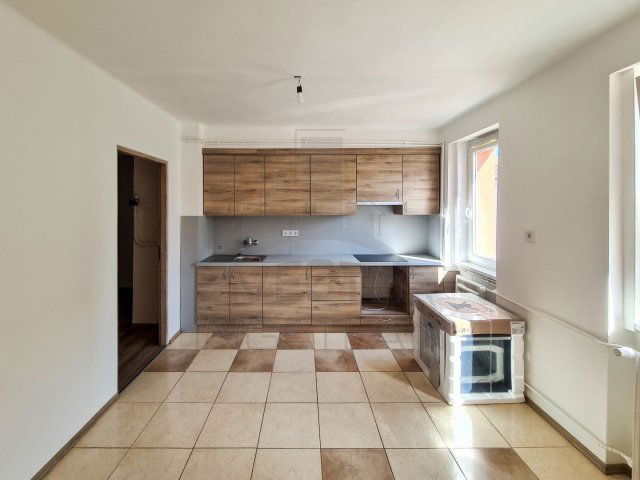 Kiadó téglalakás, albérlet, Szombathelyen 220 E Ft / hó