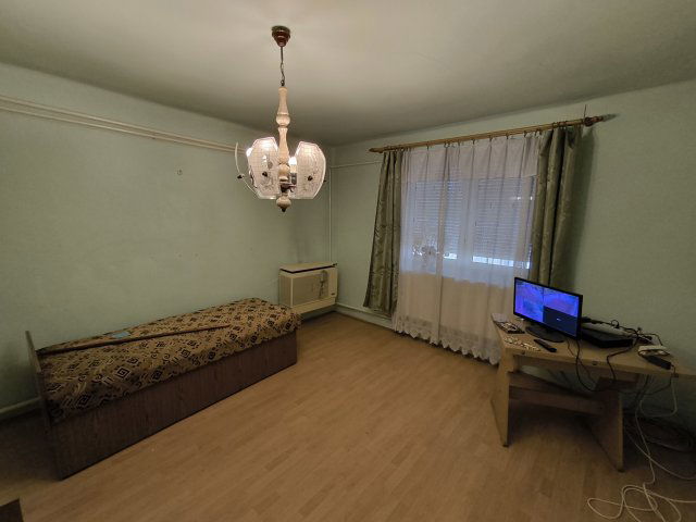 Eladó családi ház, Nyíregyházán 22 M Ft, 3 szobás