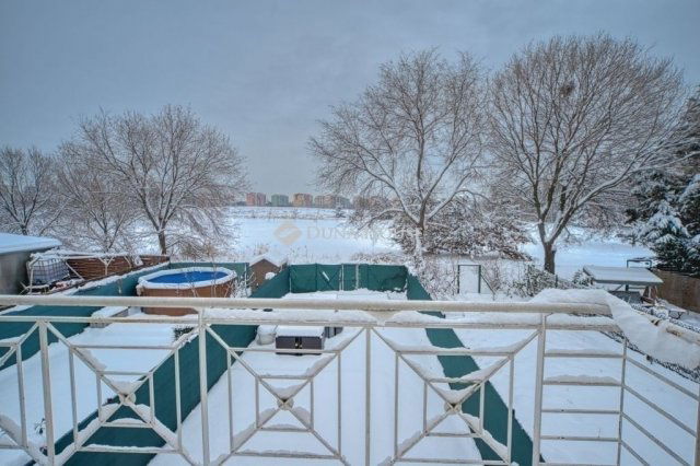 Eladó sorház, Budapesten, X. kerületben 139.9 M Ft, 4 szobás