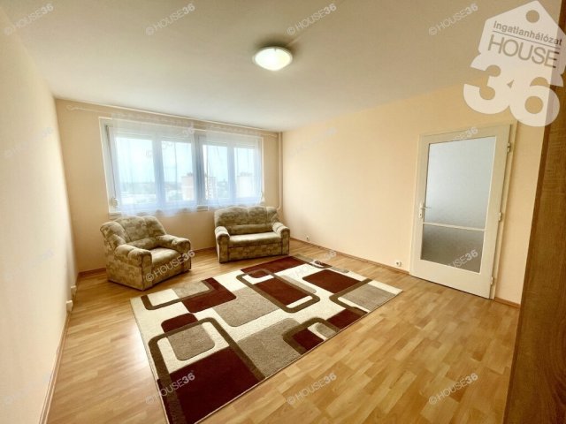 Eladó panellakás, Kecskeméten 46.5 M Ft, 2 szobás