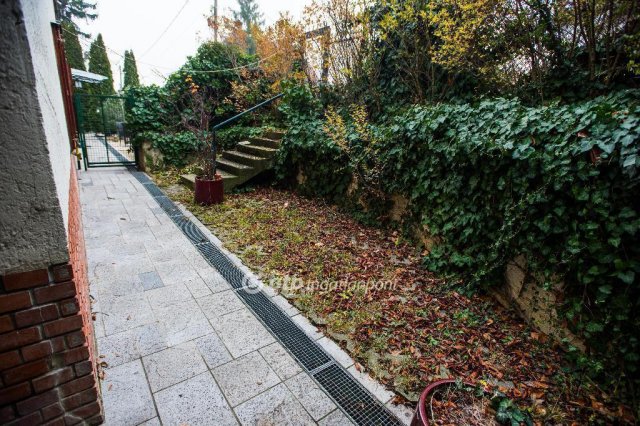 Eladó téglalakás, Budapesten, II. kerületben 99 M Ft, 3 szobás