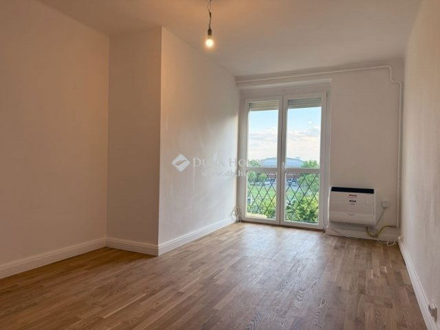 Eladó téglalakás, Budapesten, XIV. kerületben 75 M Ft, 2 szobás