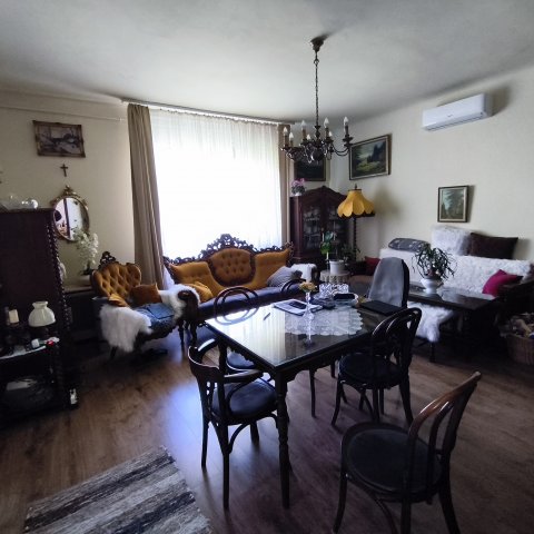 Eladó családi ház, Szolnokon 78 M Ft, 3 szobás