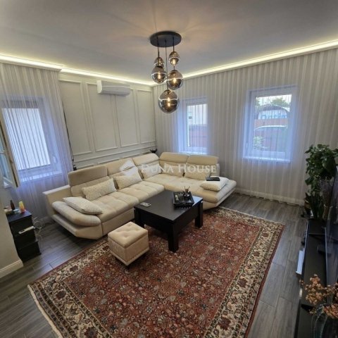 Eladó téglalakás, Lajosmizsén 80 M Ft, 4 szobás