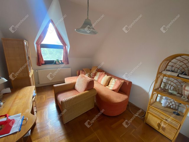 Eladó téglalakás, Győrött 133.99 M Ft, 5 szobás