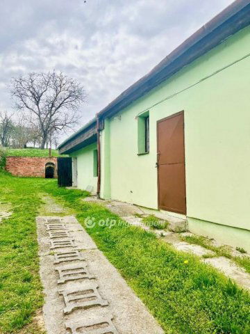 Eladó családi ház, Belvárdgyulán 29 M Ft, 2 szobás