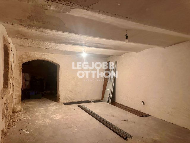 Eladó ipari ingatlan, Tápiószelén 16.99 M Ft