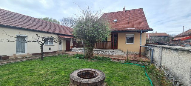 Eladó családi ház, Miskolcon 74.9 M Ft, 7 szobás