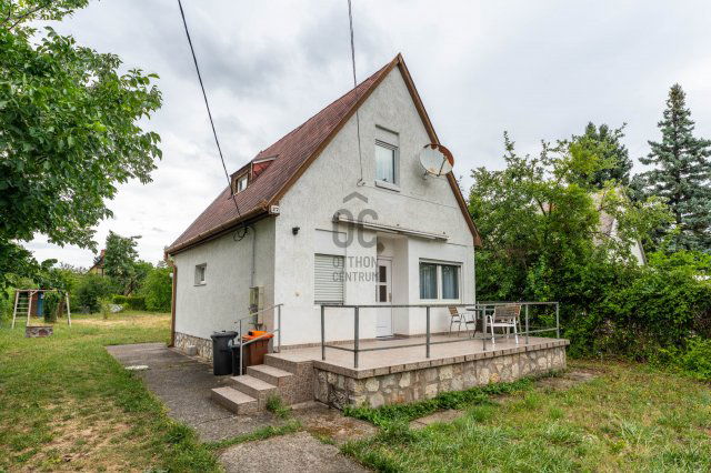 Eladó családi ház, Alsóörsön 79.9 M Ft, 3 szobás