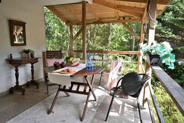 Eladó nyaraló, Leányfaluban 49.9 M Ft, 2 szobás