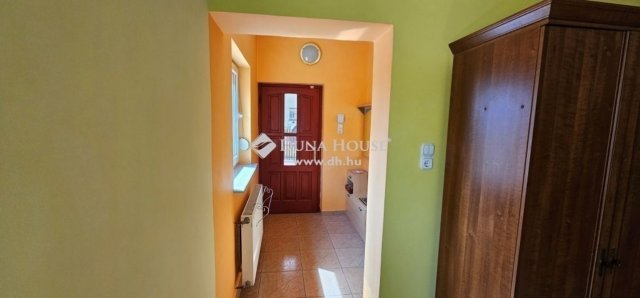 Eladó családi ház, Tápiószecsőn 64.9 M Ft, 3 szobás