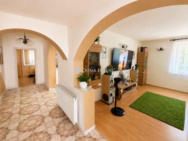 Eladó családi ház, Gyömrőn 110 M Ft, 4 szobás