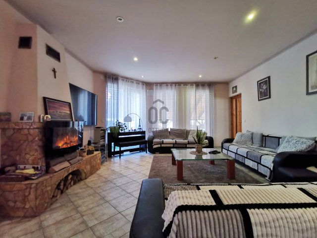 Eladó családi ház, Sárszentmihályon 155 M Ft, 6 szobás