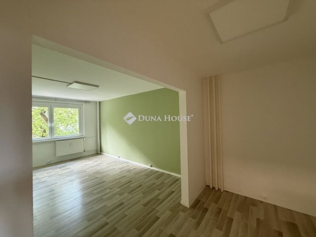 Eladó panellakás, Székesfehérvárott 54 M Ft, 2 szobás
