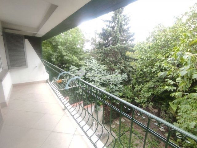 Eladó ikerház, Budapesten, II. kerületben 200 M Ft, 6 szobás