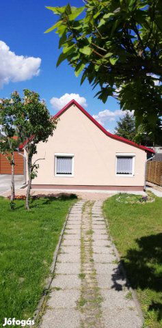 Eladó családi ház, Székesfehérvárott 78 M Ft, 4 szobás