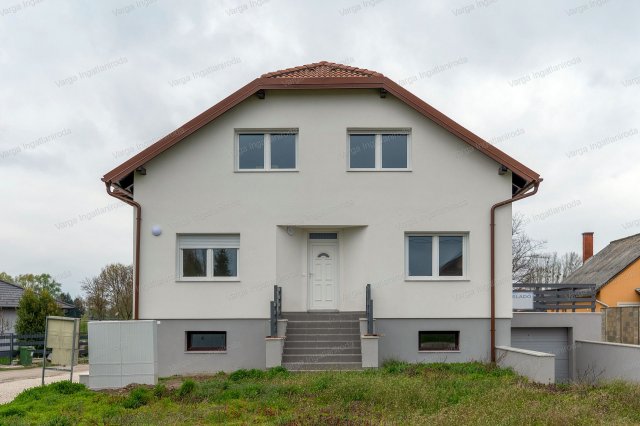 Eladó családi ház, Darnózseliben 69.9 M Ft, 4 szobás