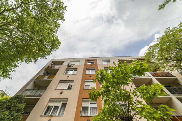 Eladó téglalakás, Kecskeméten 34.9 M Ft, 2 szobás